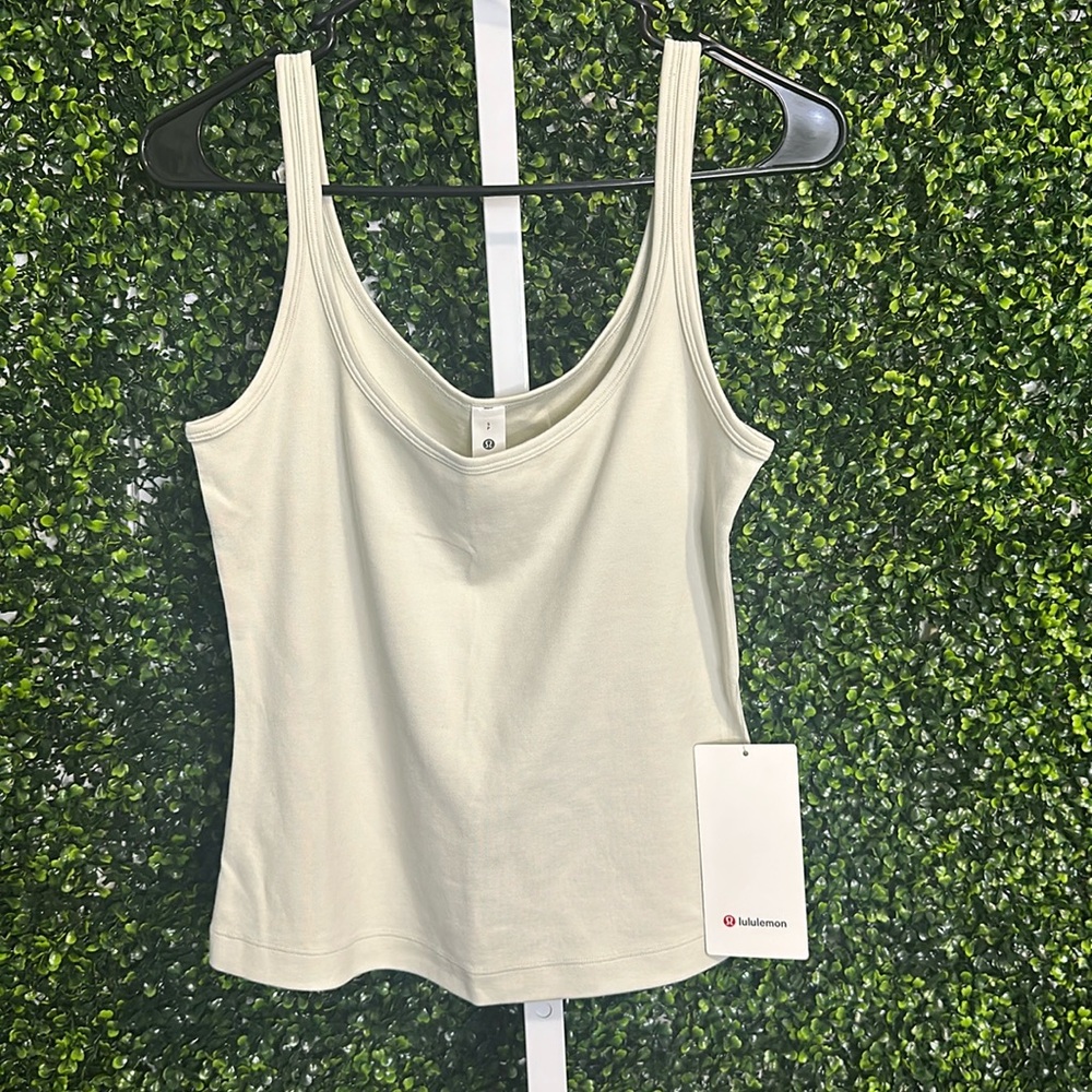 Lululemon Slim Fit Stretch Cotton Tank Size Small